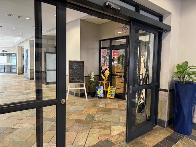 To Let commercial Property for Rent in Humewood Eastern Cape